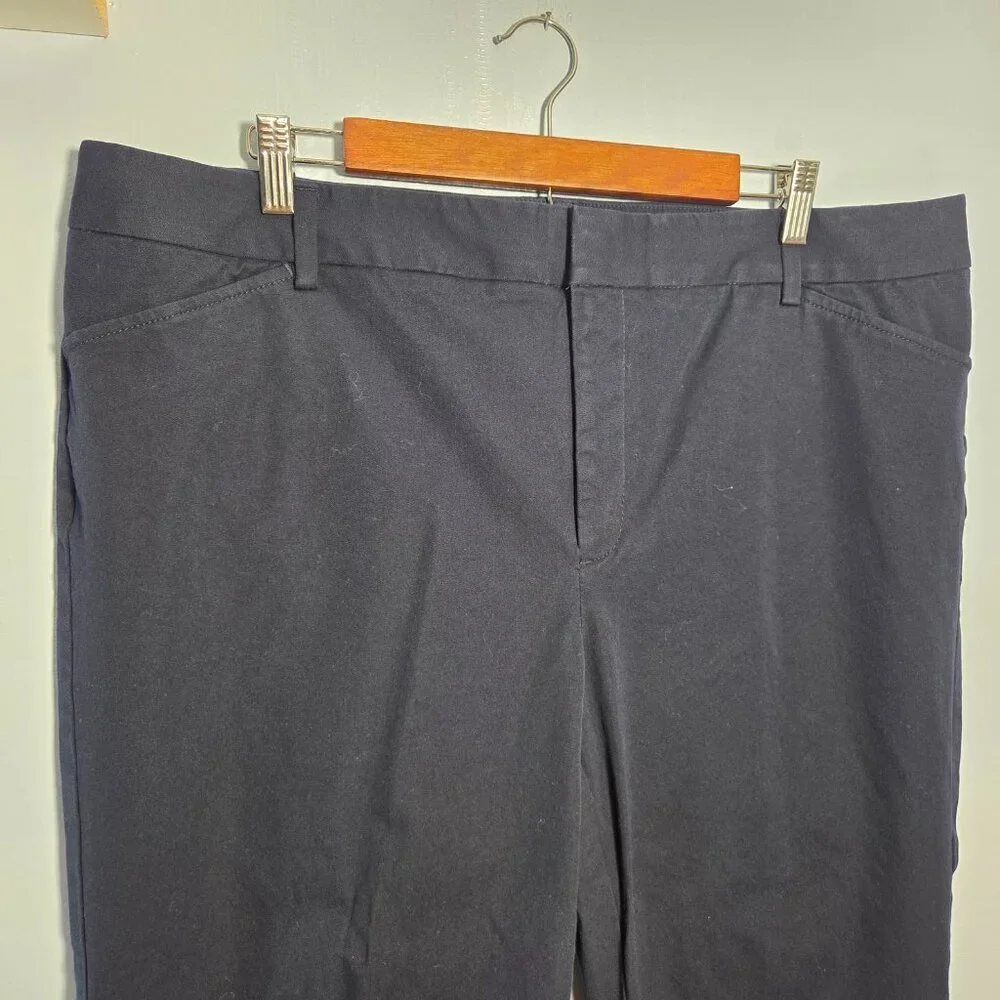 Eddie Bauer Woman's Navy Dark Blue Business Casual Office Workwear Dress Pants